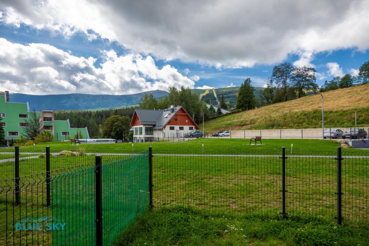 Apartamenty Bluesky: Mountain View Retreat Near Trails Karpacz Exterior photo