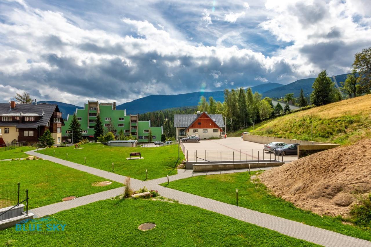 Apartamenty Bluesky: Mountain View Retreat Near Trails Karpacz Exterior photo